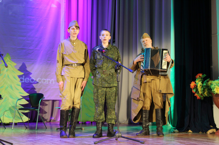 Фестиваль-конкурс военно-патриотической песни.